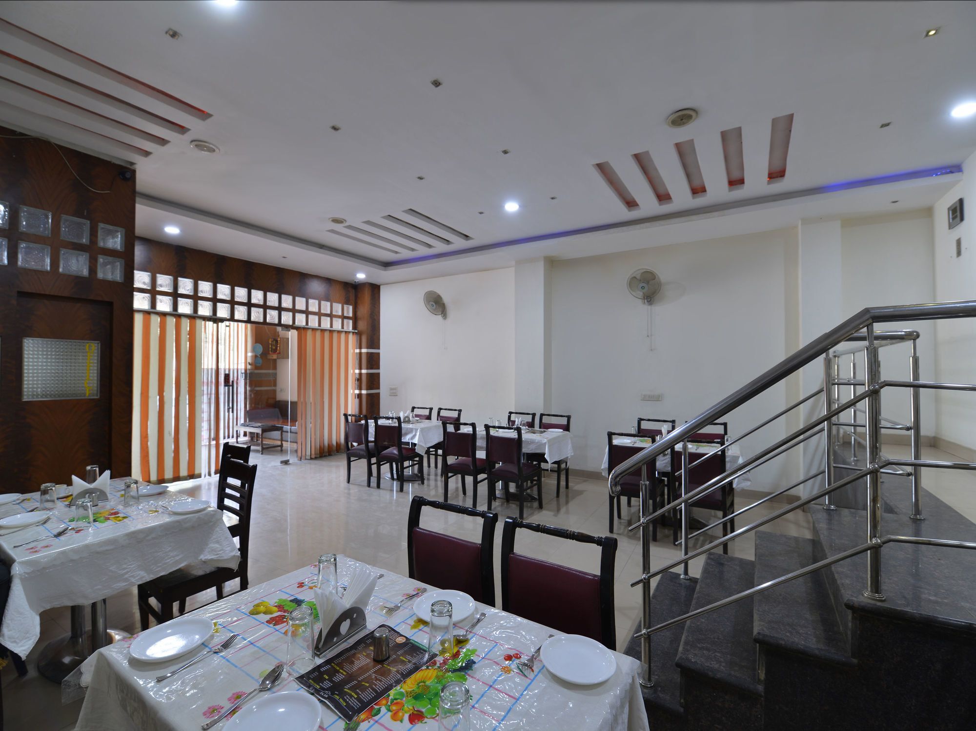 Oyo 13346 Hotel A R Ganpati Plaza Jodhpur  Eksteriør billede